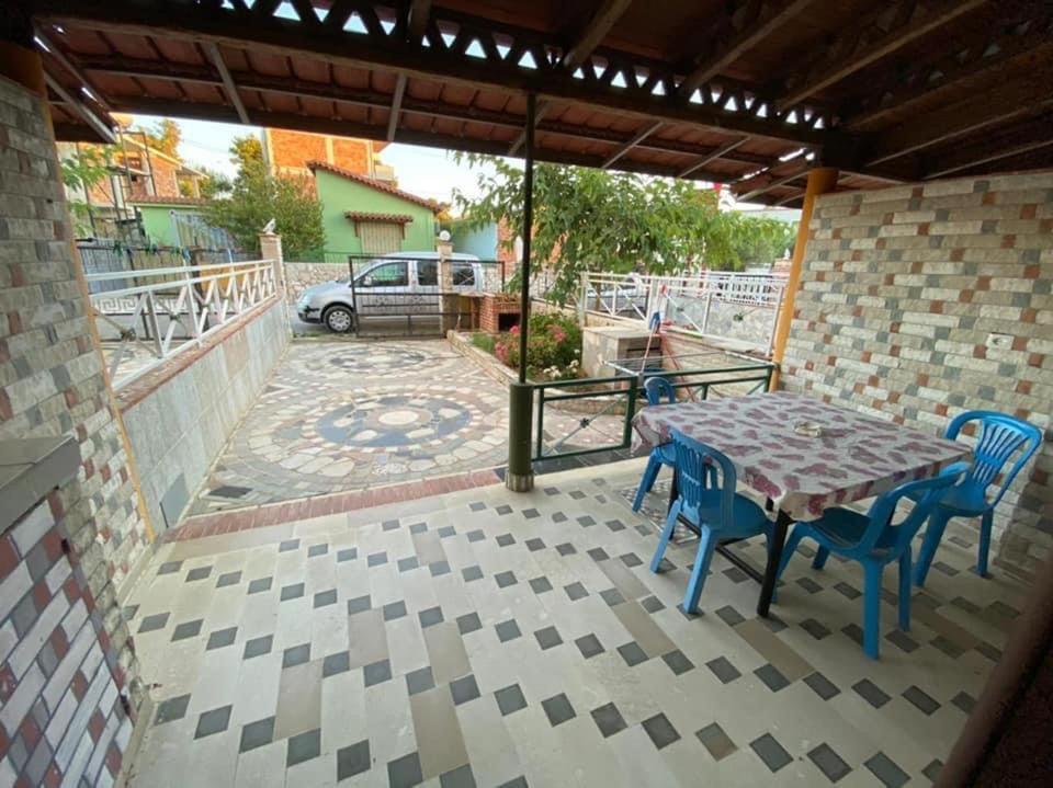 Villas Apartments Shahaj Влёра Экстерьер фото