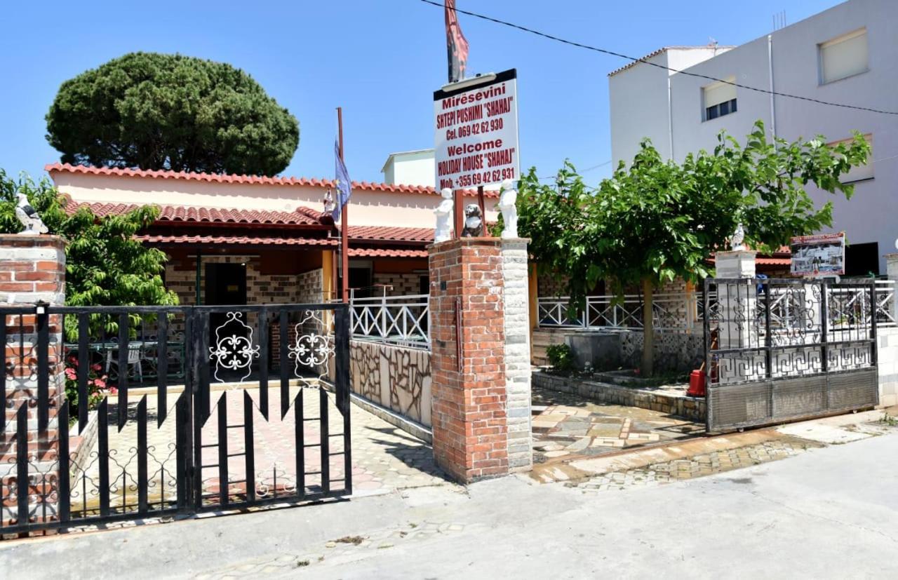 Villas Apartments Shahaj Влёра Экстерьер фото