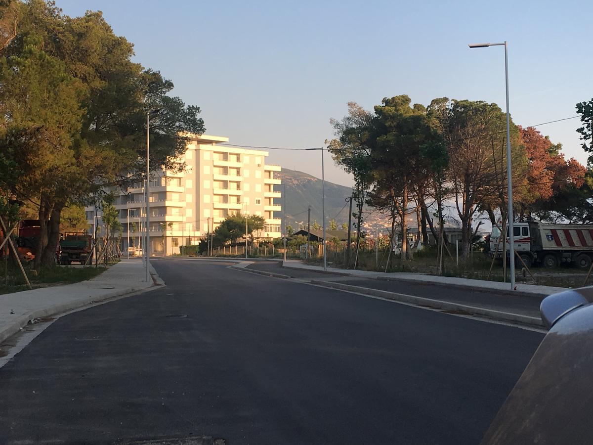 Villas Apartments Shahaj Влёра Экстерьер фото
