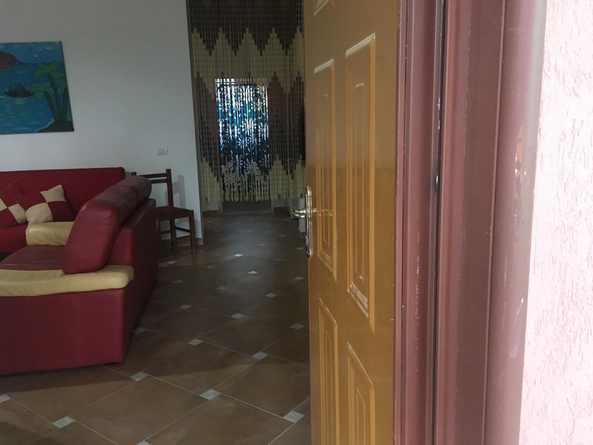 Villas Apartments Shahaj Влёра Экстерьер фото