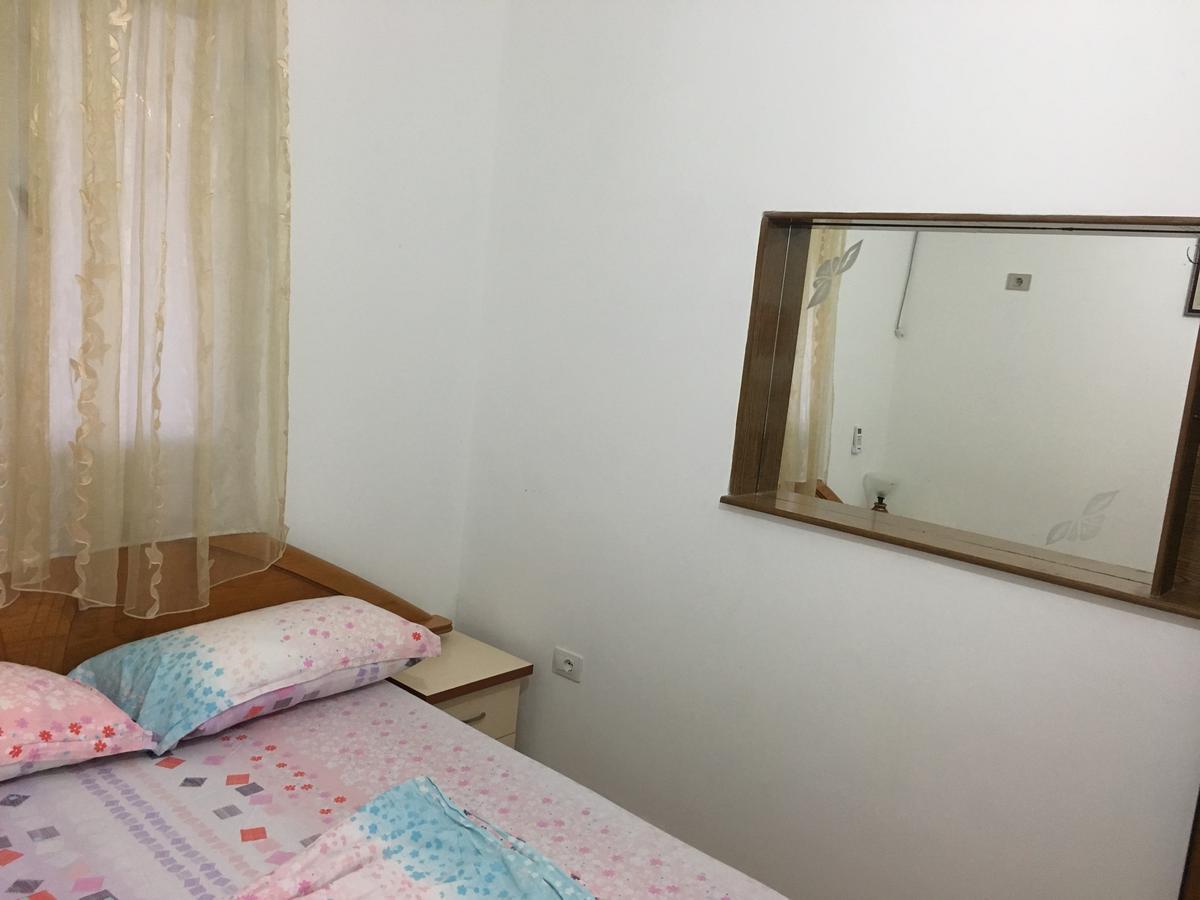 Villas Apartments Shahaj Влёра Экстерьер фото