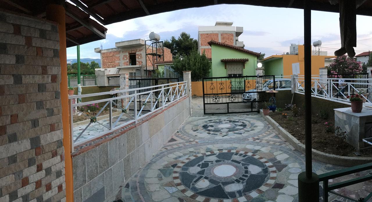 Villas Apartments Shahaj Влёра Экстерьер фото