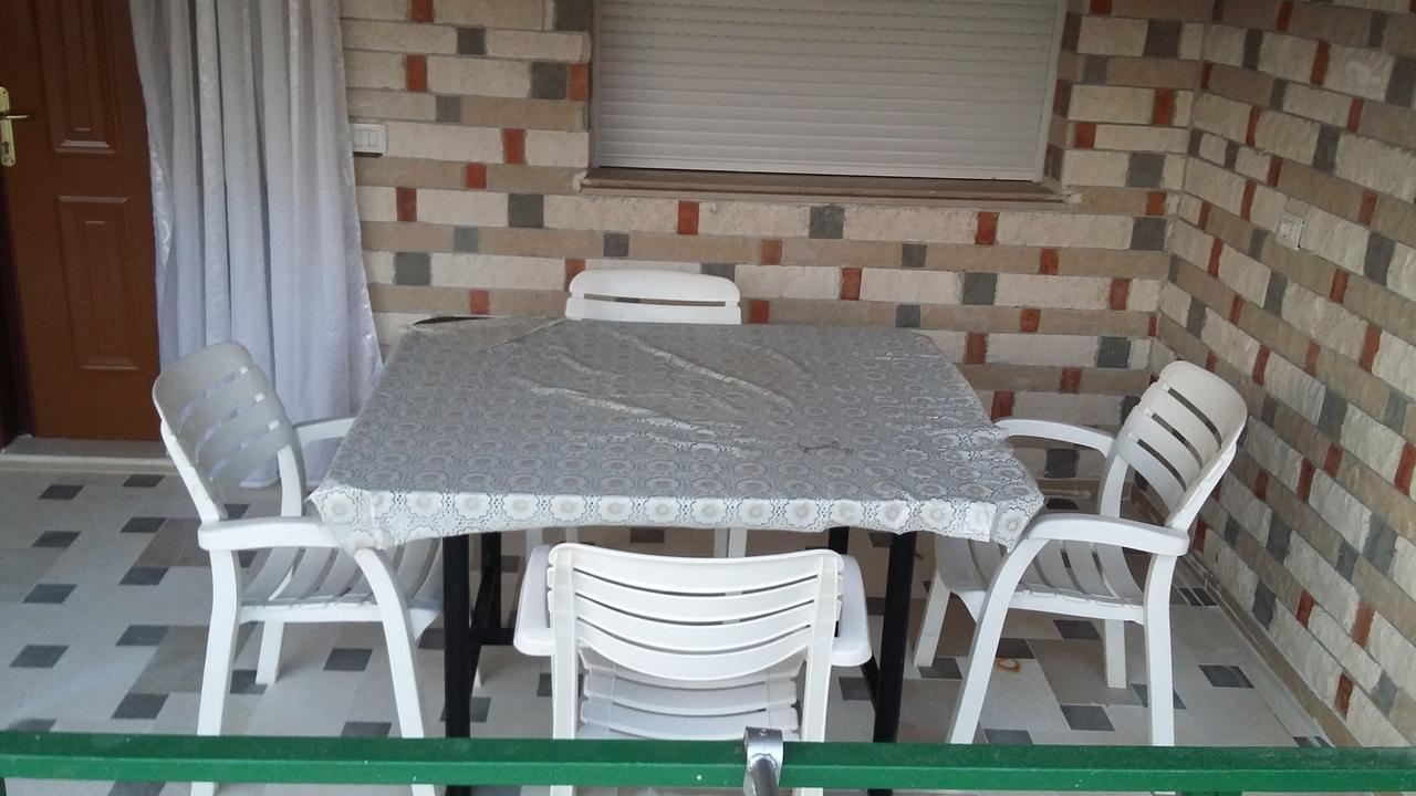 Villas Apartments Shahaj Влёра Экстерьер фото
